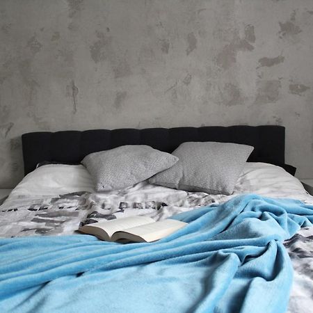 ורשה Apartament Wilanow Klimczaka מראה חיצוני תמונה