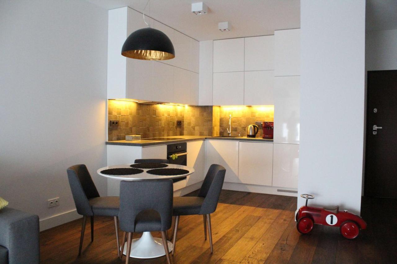 ורשה Apartament Wilanow Klimczaka מראה חיצוני תמונה